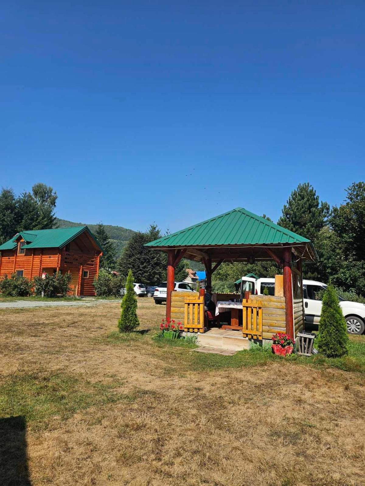 Konaci Oceva Zemlja Bungalovi Konaci Oceva Zemlja Vikendica Mojkovac Dış mekan fotoğraf